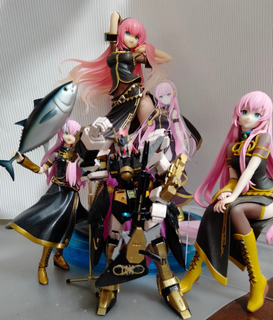 せっかくなので家にあるルカさん集合 