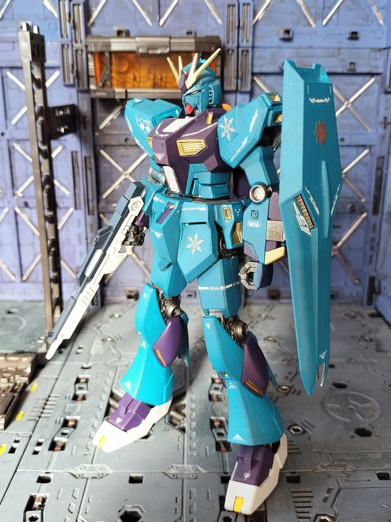 メインカラー:シタデル・サウザンドサンズブルー胸部等:シタデル・ナーガロスナイトライトグレー:クレオス・デスティニーガンダムSPEC2ライトグレーダークグレイ:シタデル・メカニカススタンダードグレイゴールド:クレオス・ゼウスシルエットゴールド関節:タミヤ・ガンメタル&フラットアルミイエロー:タミヤ・レモンイエローレッド:クレオス・ガンダムレッド