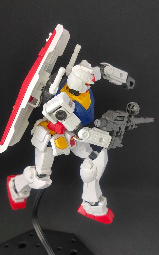 万博ガンダム–3枚目/制作者：マツシユ