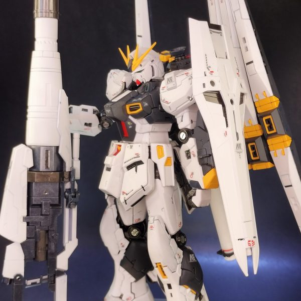 νガンダム ダブルフィンファンネル装備型 ハイパーメガバズーカランチャー装備