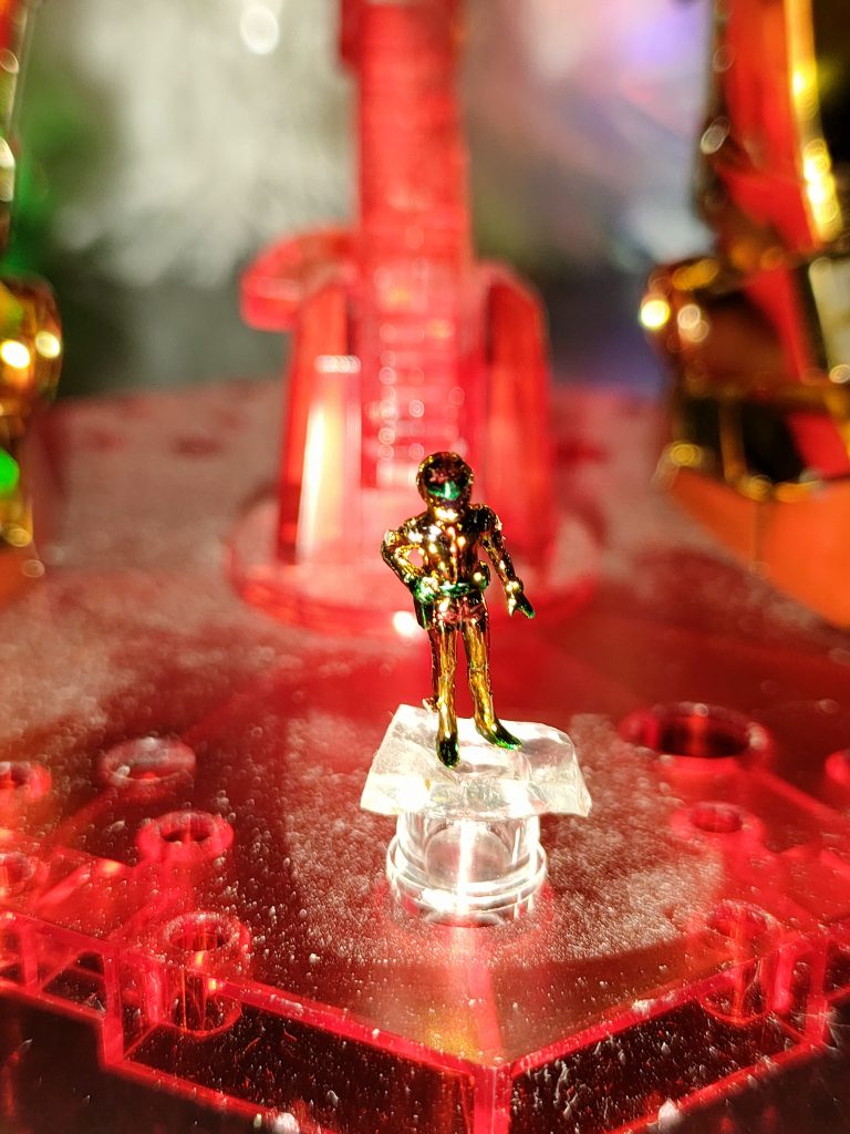 「 明鏡止水の境地に達したのか！？アムロ」という声がどこからか聞こえてきたけど大丈夫です(zaku-kao9)ただの金粉です。