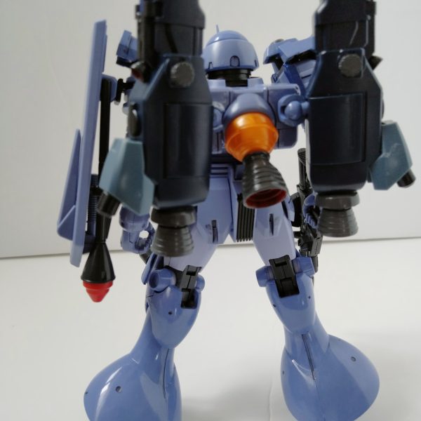 HGヅダを改造してカスタム機を制作しています。来年早々には完成させたいですね。（5枚目）