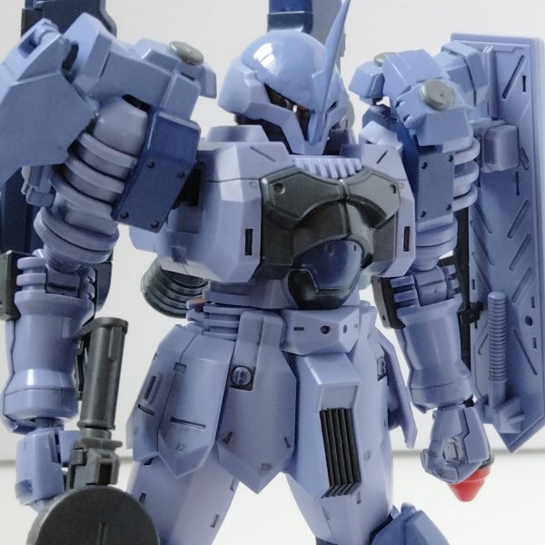 HGヅダを改造してカスタム機を制作しています。来年早々には完成させたいですね。（4枚目）