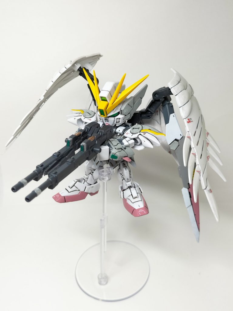 例のポーズ✨️それっぽく構えられるのが流石のSDEX(gundam-kao6)