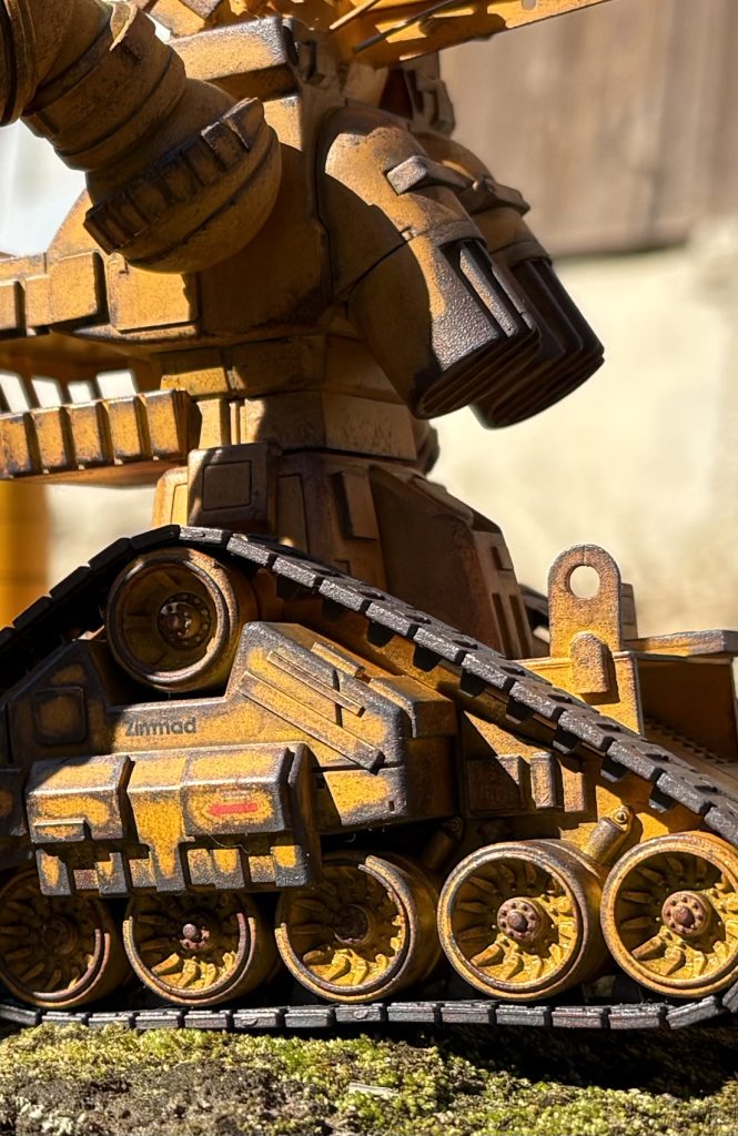 排気のところ上手く錆びたと思います。余談ですが、アタシ腰痛がひどい時、腰が痛いのを通り越して、タマタマを掴まれて、下にグーっと引っ張られてるような重たい痛みがします。