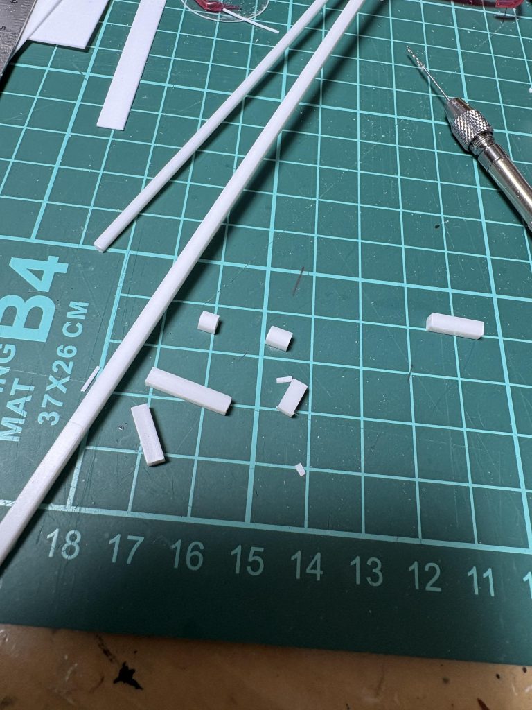 作品名：次なる一手はドムⅡの予備タンクと角材の残骸で<p>白組の劣勢を覆すには、あの兵器しかない… 申し訳ないが、紅組には降参してもらう… (zaku-kao8)ﾌﾊﾊﾊ</p>
