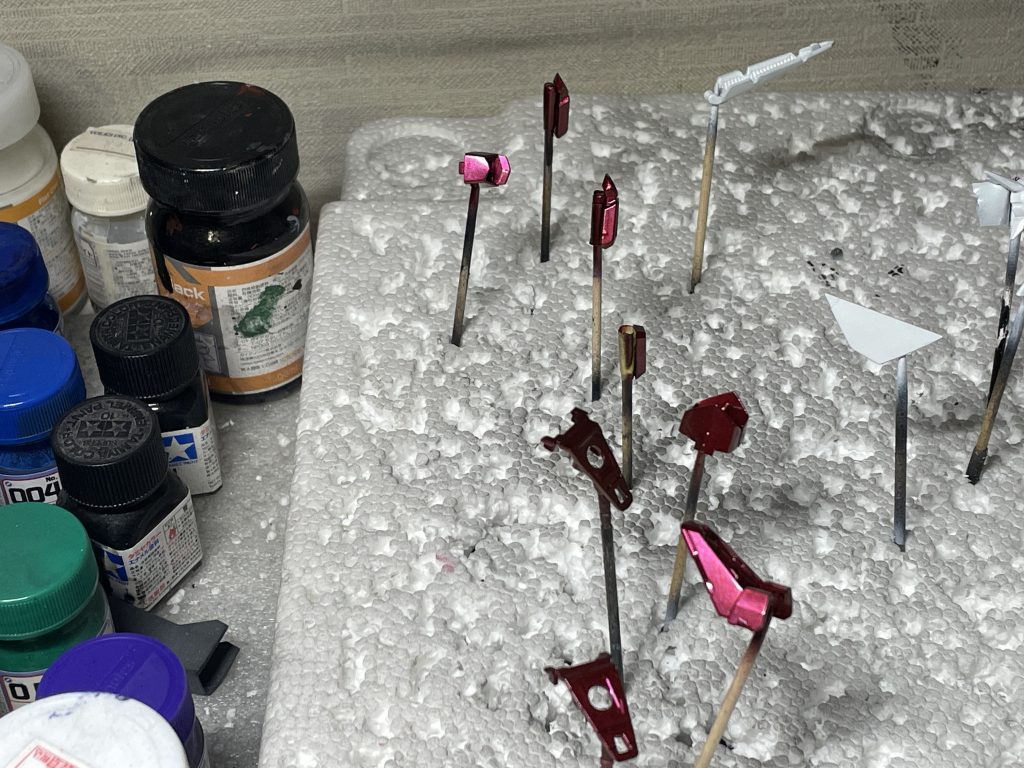 レッド部分。こちらも偏光パール仕上げです。少し軽めの色合いになり過ぎたので、次があれば少し暗めのレッドにして重厚感を持たせたいですね。 