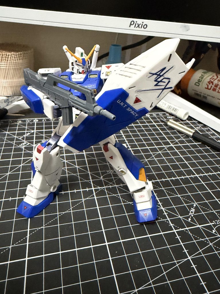 ガンダムNT-1アレックス–2枚目/制作者：BERLIOZ