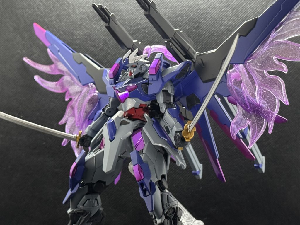 最後まで見て頂きありがとうございましたディナイアルはプロポーションだったりエフェクトだったりかなり好きな機体で好きなアストレイとミキシングしたいなとずっと思っててやっと形に出来て満足です！ただディナイアルの機体カラーの調色が上手くいかず色味は少し納得いかずで…いいミキシングが出来たのに悔やまれる…！！