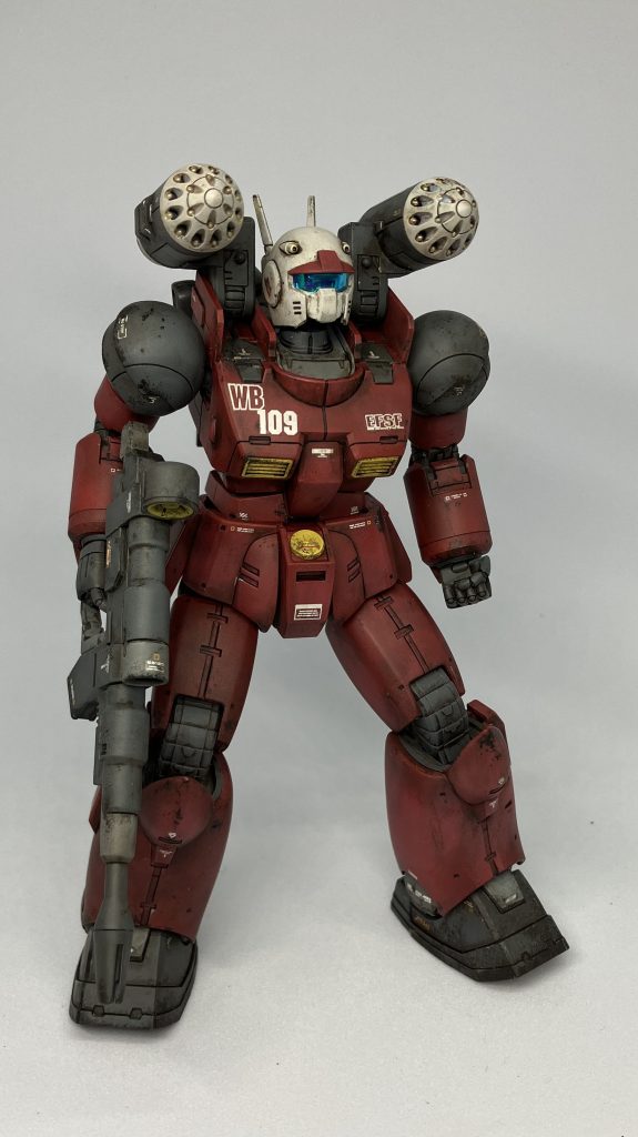 胸元のマーキングシールは欲張りすぎましたね💦ゴーグルの裏面にオーロラシールを貼ったのですが、全体から見ると浮いていて貼らないほうがよかったのかもしれません…