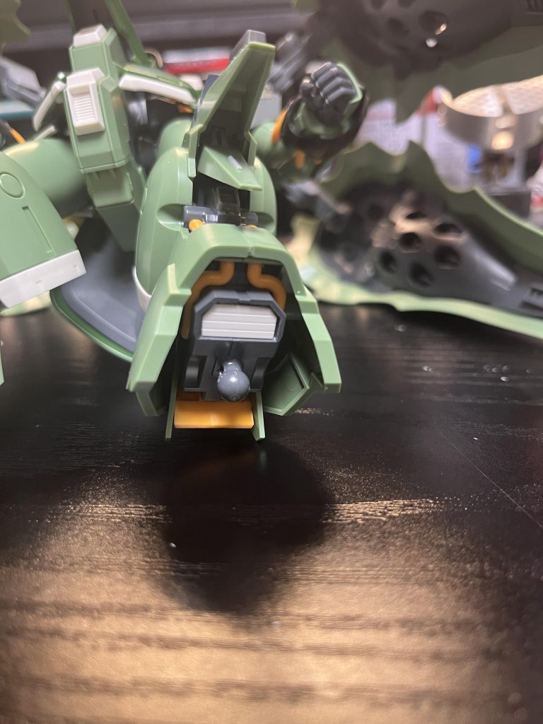 見えない箇所ですが、ダクト?ぽい部分もプラ板でデティールアップしています。