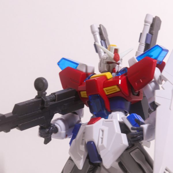 ご無沙汰しております。製作途中の投稿ばかり多くて申し訳ないです...今回は HGスターバーニングガンダム をベースに個人的再解釈のガンダムMK-IIを製作中のものが、とりあえず形になってきたので塗装前ですがアップロードします。