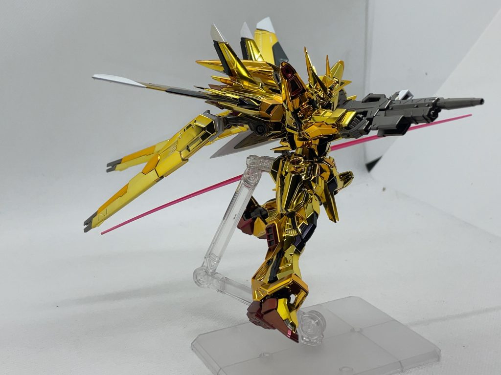 右側。もう少し光沢感出したかったですが、鏡面仕上げはメンタル削られすぎるので出来ませんでした。いつかはチャレンジしたいですね。