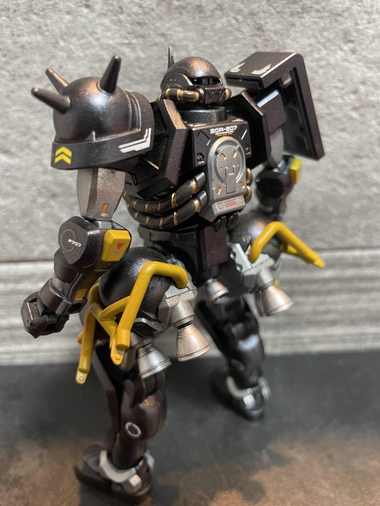 ホルツ　トヨタ車専用ダークグレーマイカ他　ザク(ジークアクス)–5枚目/制作者：ザンギマキシム