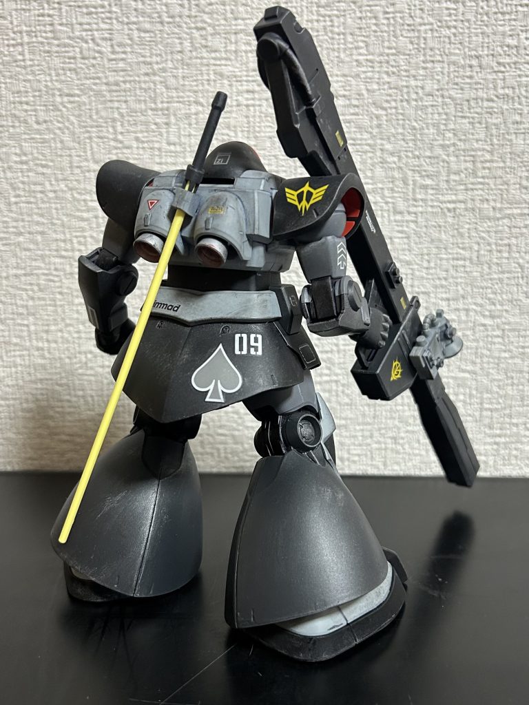 背面　ゲルググ用のスペードを