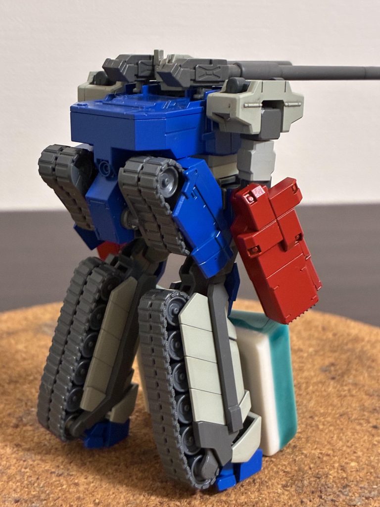 ポージング、設置性、関節等様々な課題が目白押しなキットですが、そもそも立体化されるのが奇跡的な機体。完成出来たことで何かしらのご利益がありそうです。