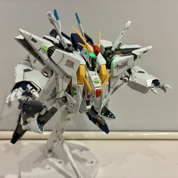 クスィーガンダム