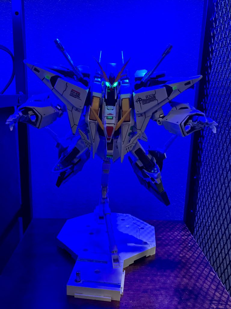 箱絵のポーズが好きなので、盾も銃も今回は作ってないですがまた時間が取れれば。