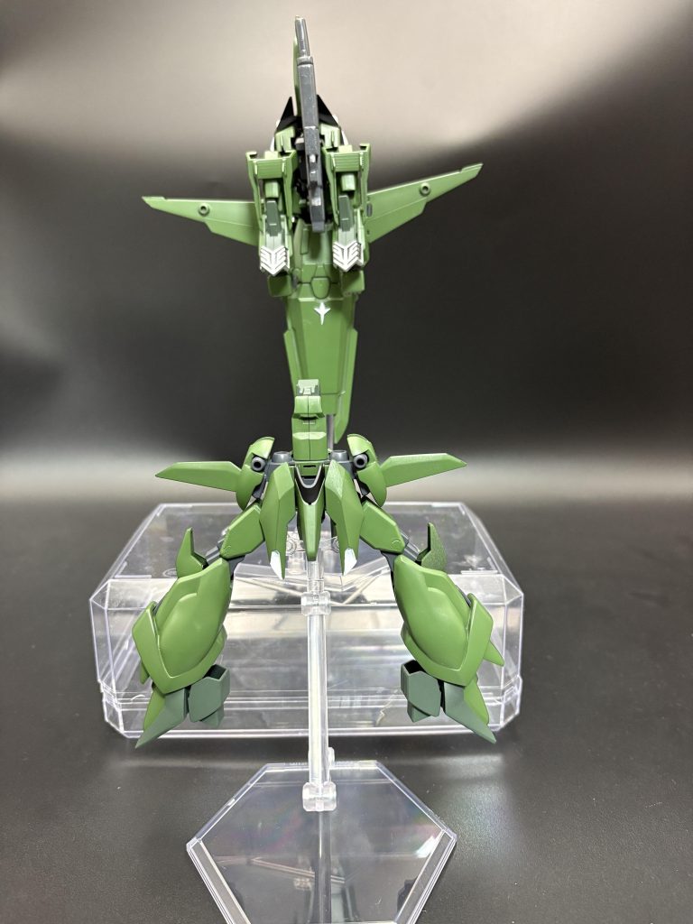 特徴的な合体シーンです(その角度で合体するの無理があるのでは🧐)