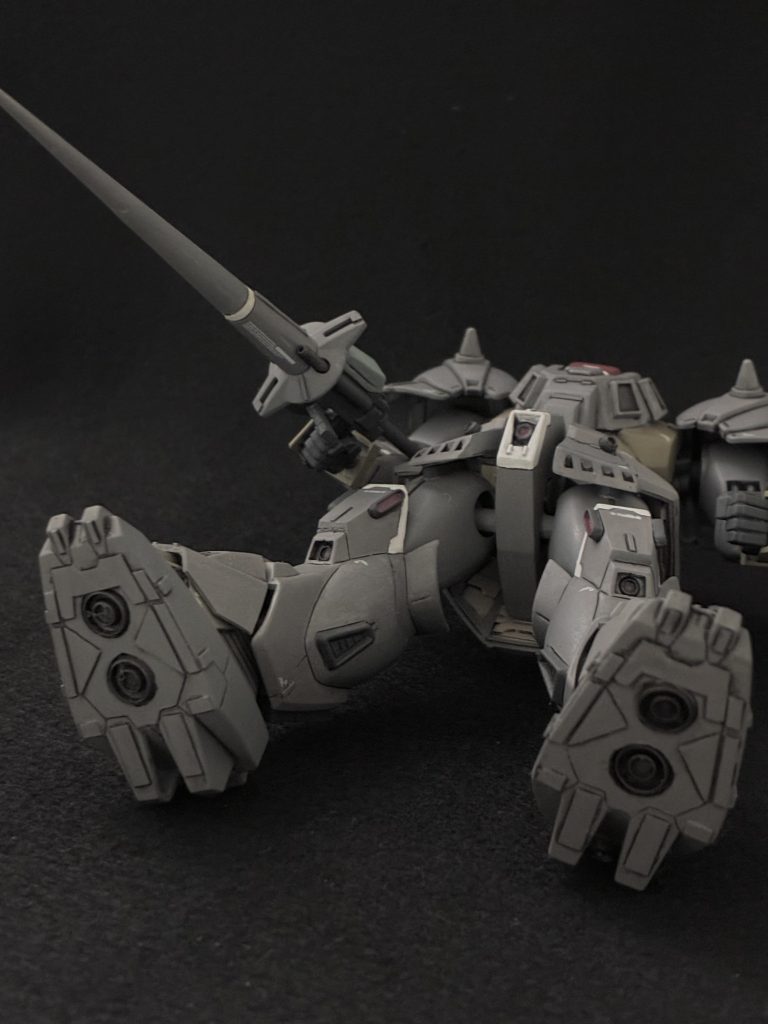 足裏、腰アーマー裏はディテールを配置しました。