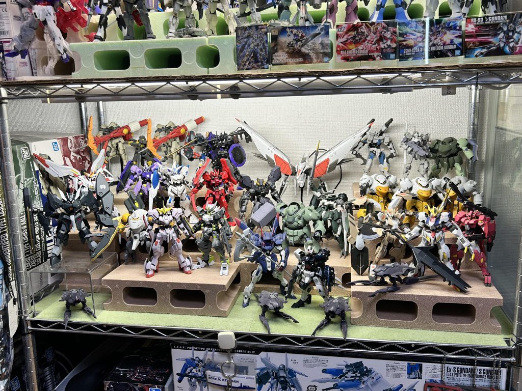 我が家の鉄血機体全員集合写真