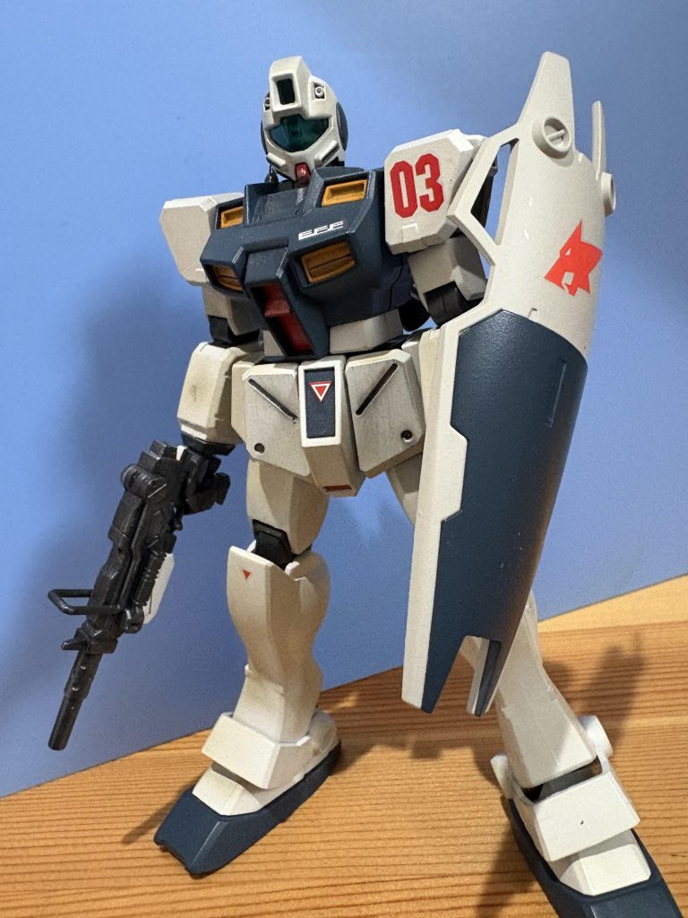 同じくデカール張り替えで強制的に同部隊の僚機にされたジムコマさん