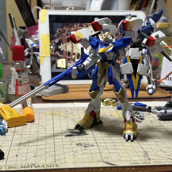 hguc V2アサルトバスターをベースにゲンガオゾっぽいのを作製中です。あとは武器作って塗装するだけの状態です！（2枚目）