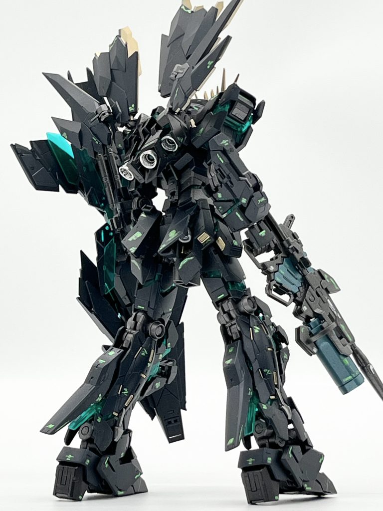 ユニコーンよりバンシィの方が好きなんですが、最終決戦仕様は特にカッコいいですね❗️