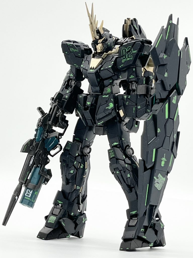 ユニコーンモード🎵ユニコーンモードにする際に手首をポキっと折っちゃいました…😭怖いのでデストロイモードへの変形はやめてこの状態で飾っておきます😅