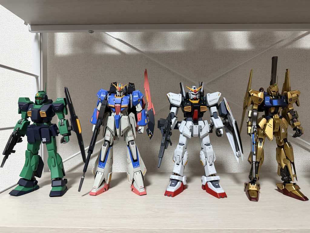 我が家のエゥーゴも充実してきました