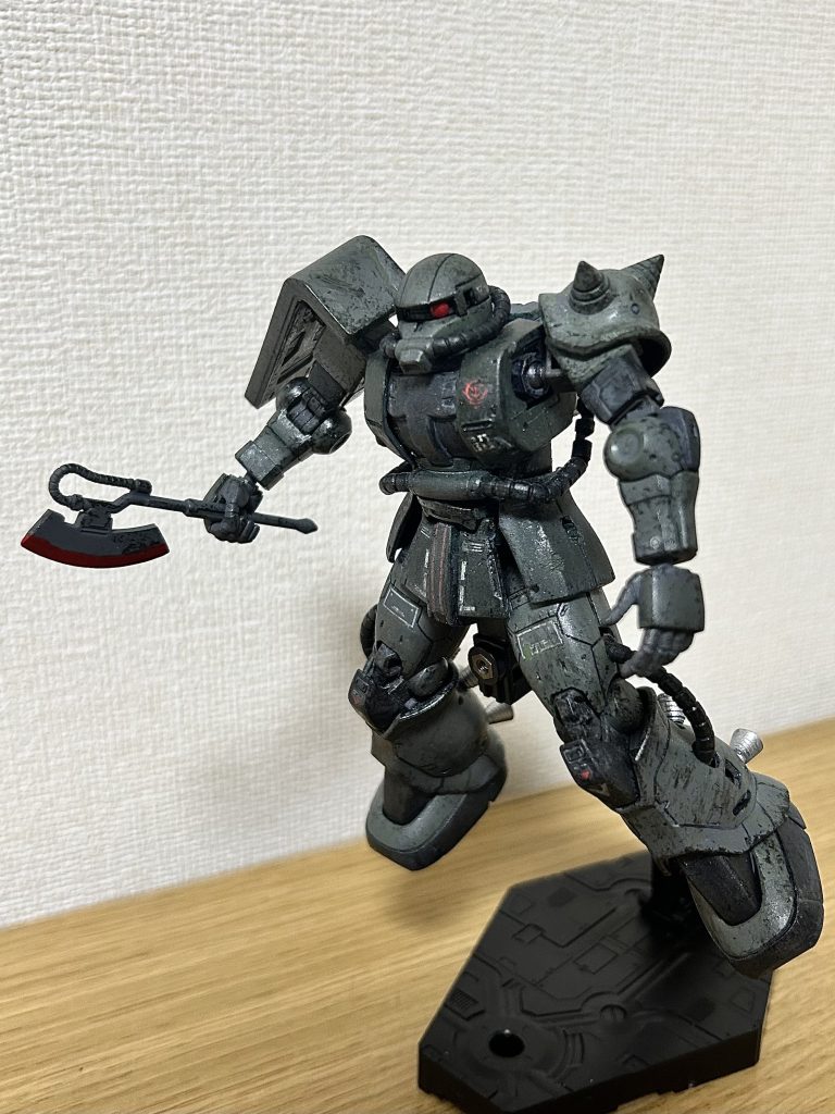 ある部隊の名もなき兵士–3枚目/制作者：ジオニックの社員