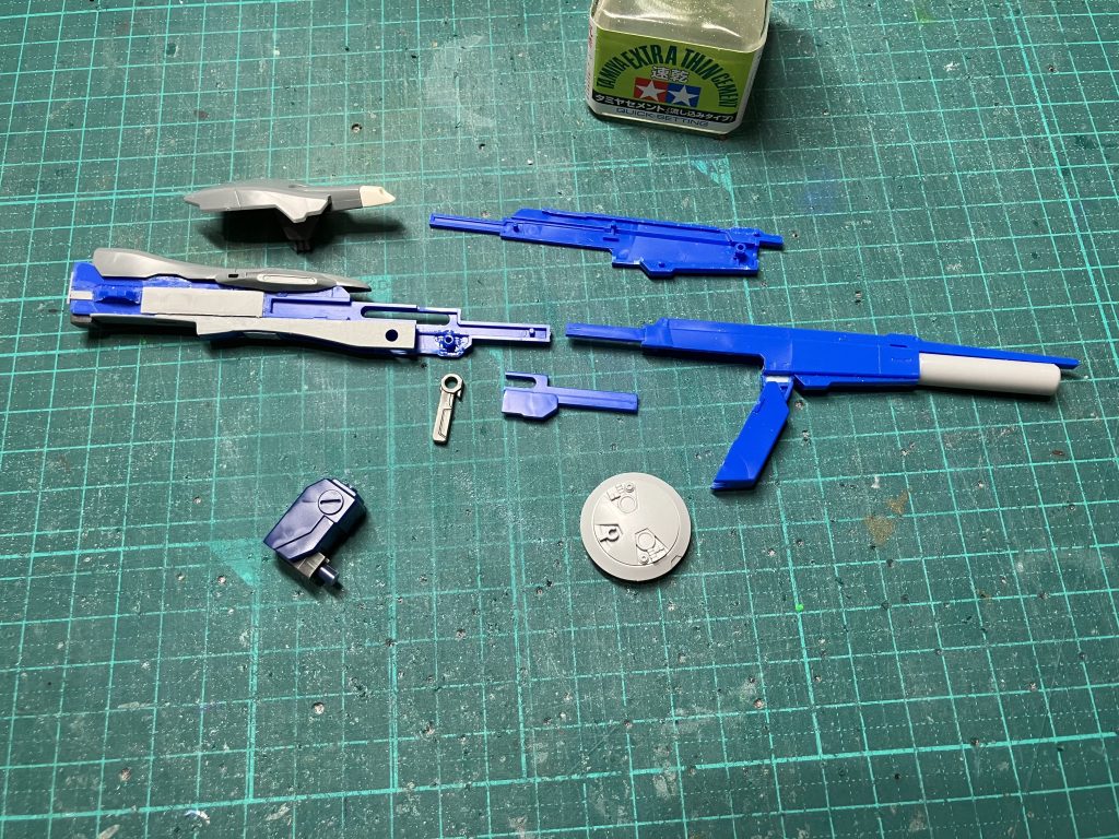 以前のプロトアンクシャで思いついた、グリップ位置変更を行っています。