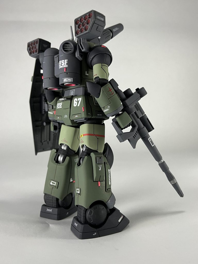 レッドチップのつもりで塗装したらオレンジ色にしか見えないですね。