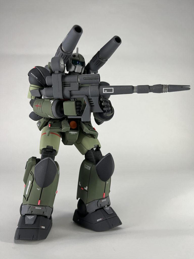 メインパイロットから『こんな目立つカラーリングじゃ戦場ですぐに的にされちまう！塗り替えてくれ！』と懇願されてリペイントしたという設定。因みにメイン使用カラーはクレオスのMSグリーンとMSディープグリーンです。