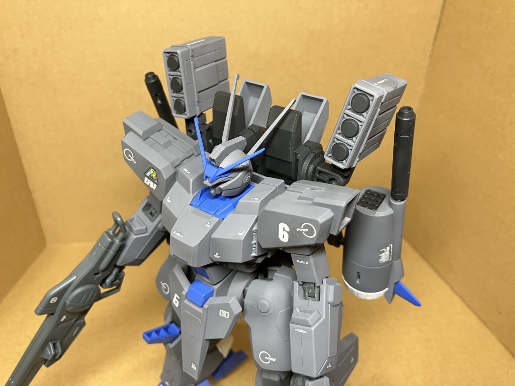 ミサイルを追加してガンダムmk-Ⅳ味を出しました。