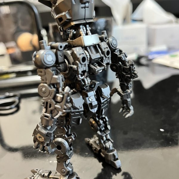 左目カメラアイレンズを捜索中です。（4枚目）