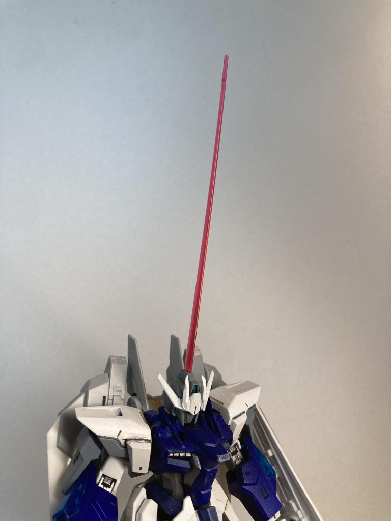 SEED FREEDOMを見ながら作っていたせいで頭には破廉恥ビームサーベルも搭載されています。