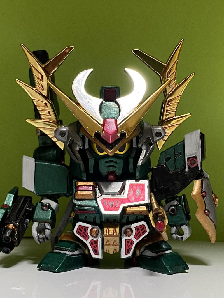 武者激闘頑駄無に続き、こちらも機体色を意識して顔を緑にしています(*'▽'*)なんか、目つき悪い。。