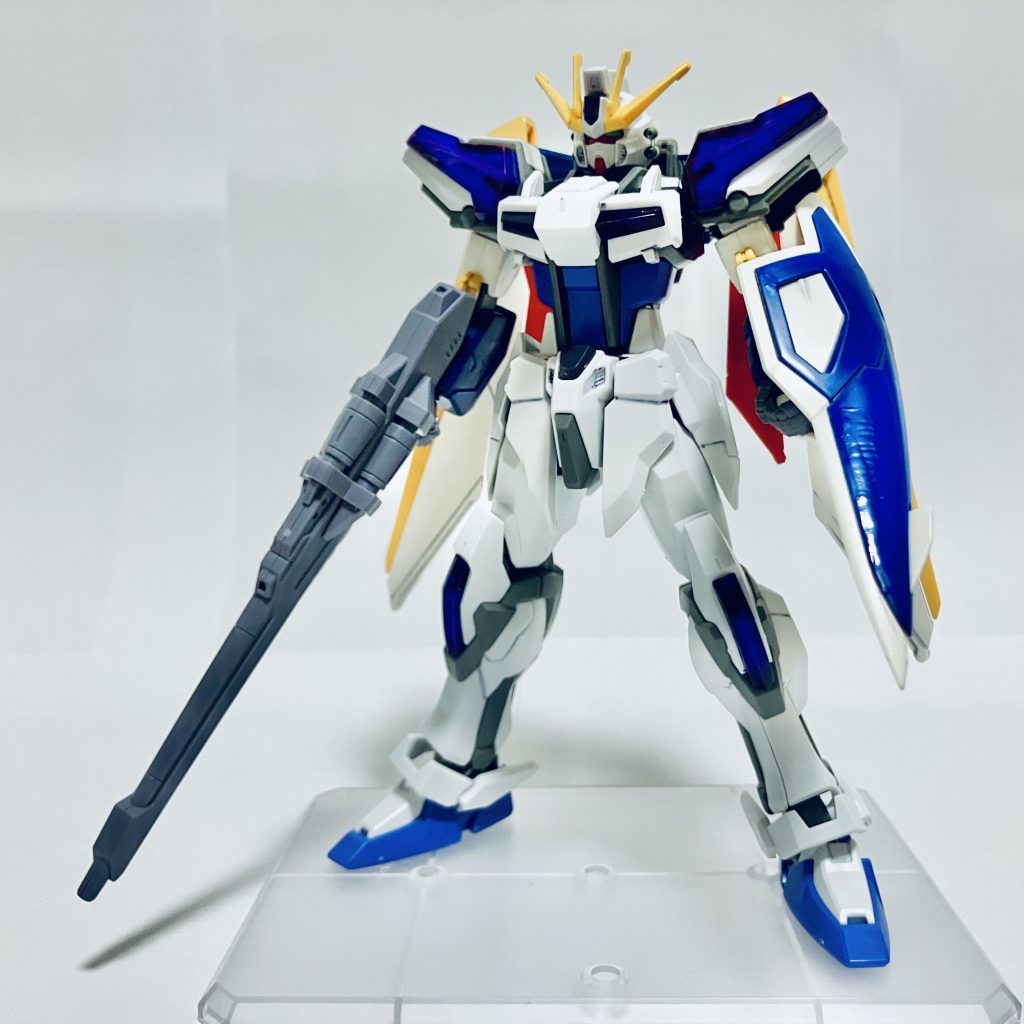 MS形態の正面です。地上と空中の両面に対応する基本形態になります。