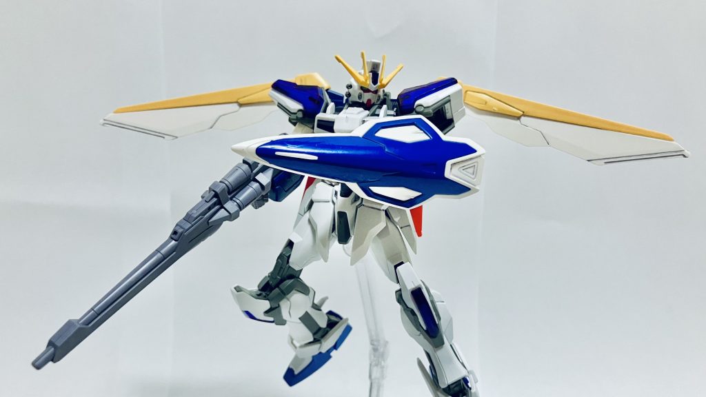 シールドです。EGでは開閉する仕掛けはありませんが、頑丈に作られております。のちに紹介する変形機構の要になります。