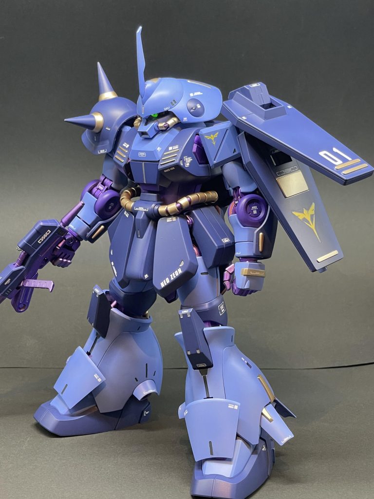 作成計画ではA.O.Z風にするはずでしたが、脳内変換されてしまいました。関節がメタルカラーなのはその名残りです。