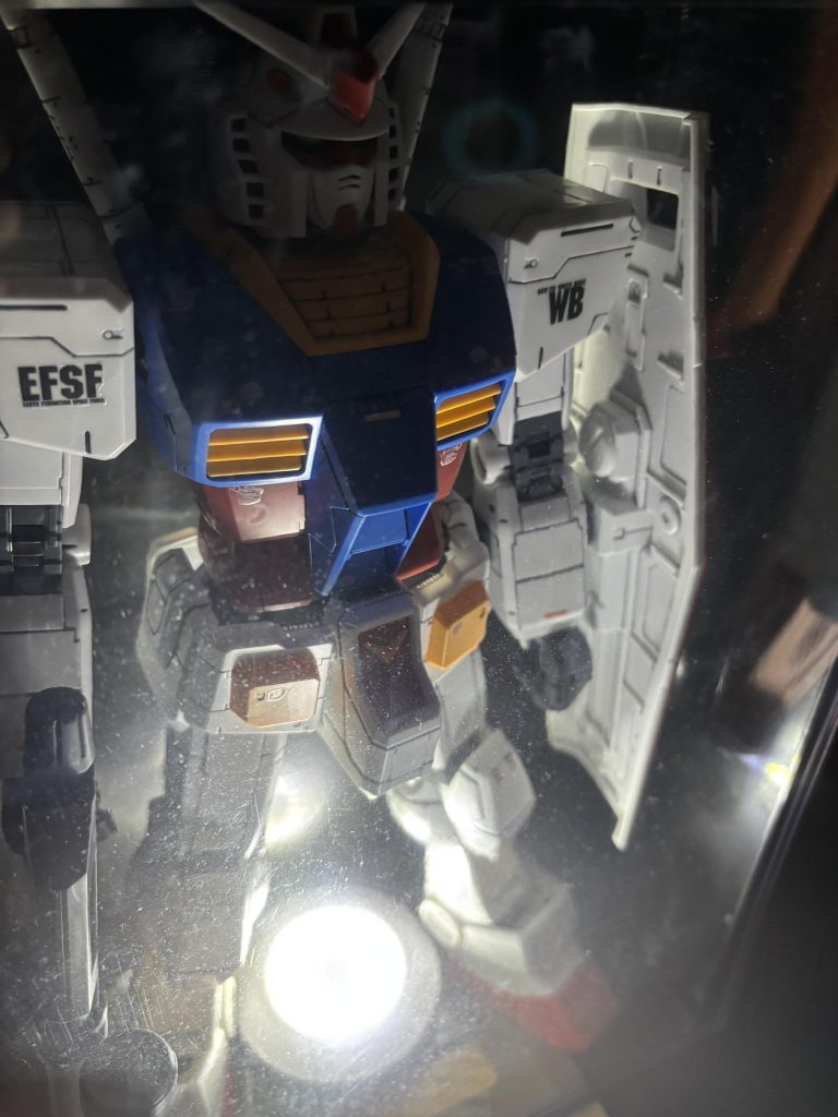 メガサイズ　ガンダム–2枚目/制作者：忍