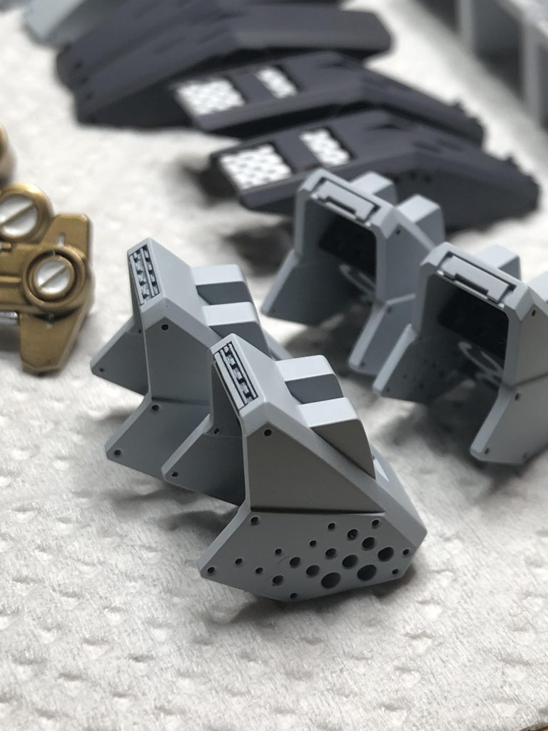 センサー系をイメージしたスジボリ