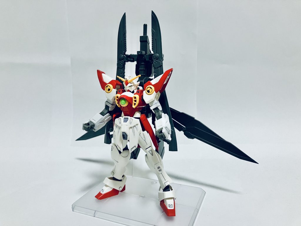 準備形態の正面です。すべての武装が使用できる基本形態になります。