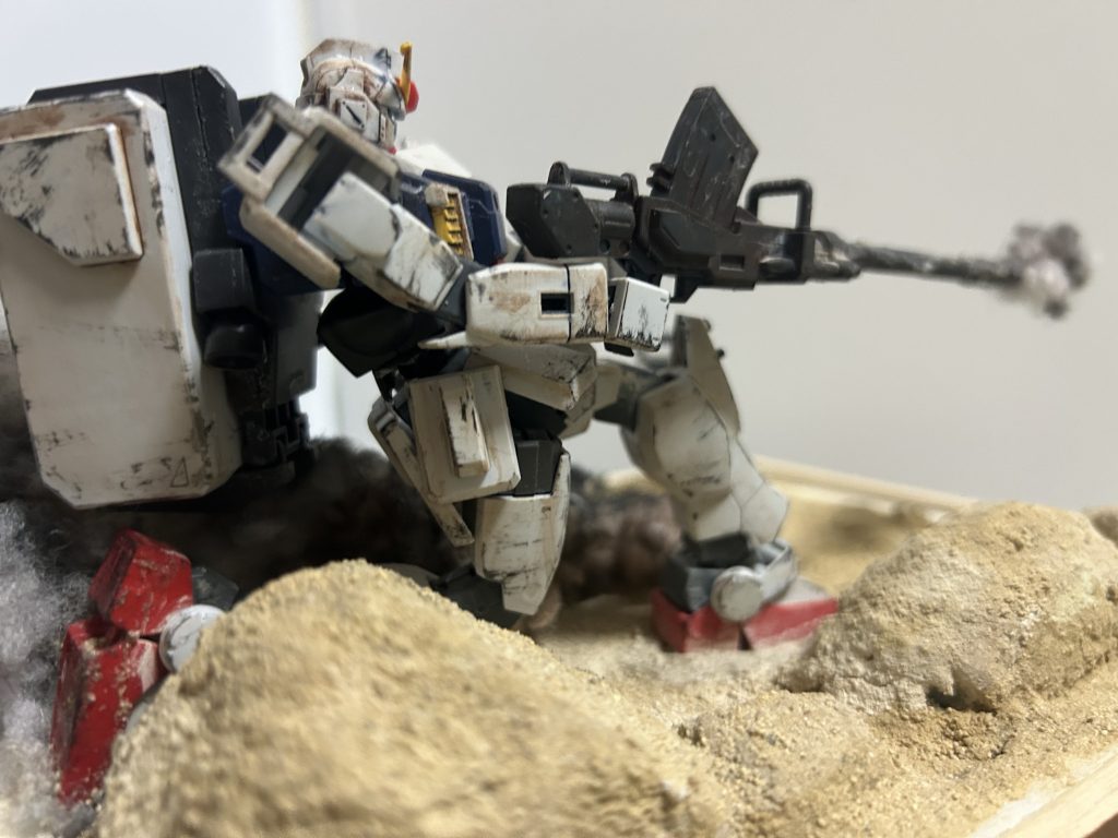 姿勢はアニメを忠実に再現し、膝立ちを採用。忠実って言っても膝までは付いてなくねーか?気のせいということにしておこう。