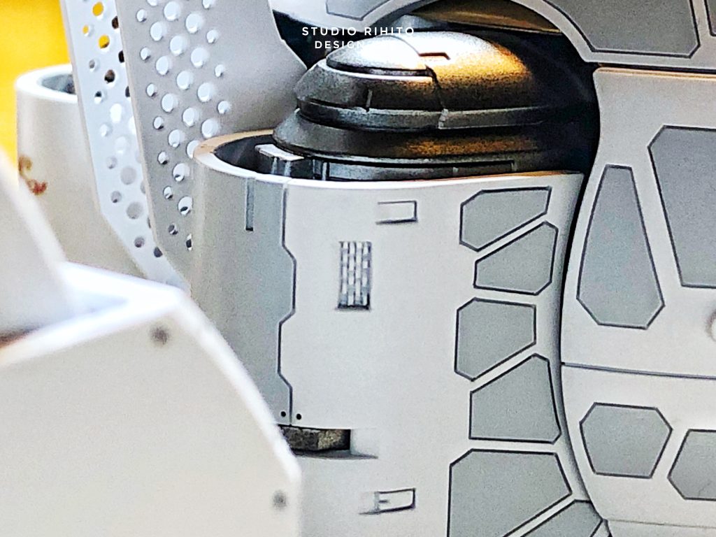 草むしりディテールの彫り込み