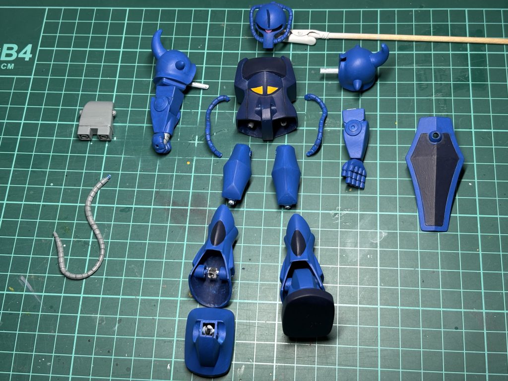 ベストメカ グフ 筆塗り全塗装–9枚目/制作者：たけ