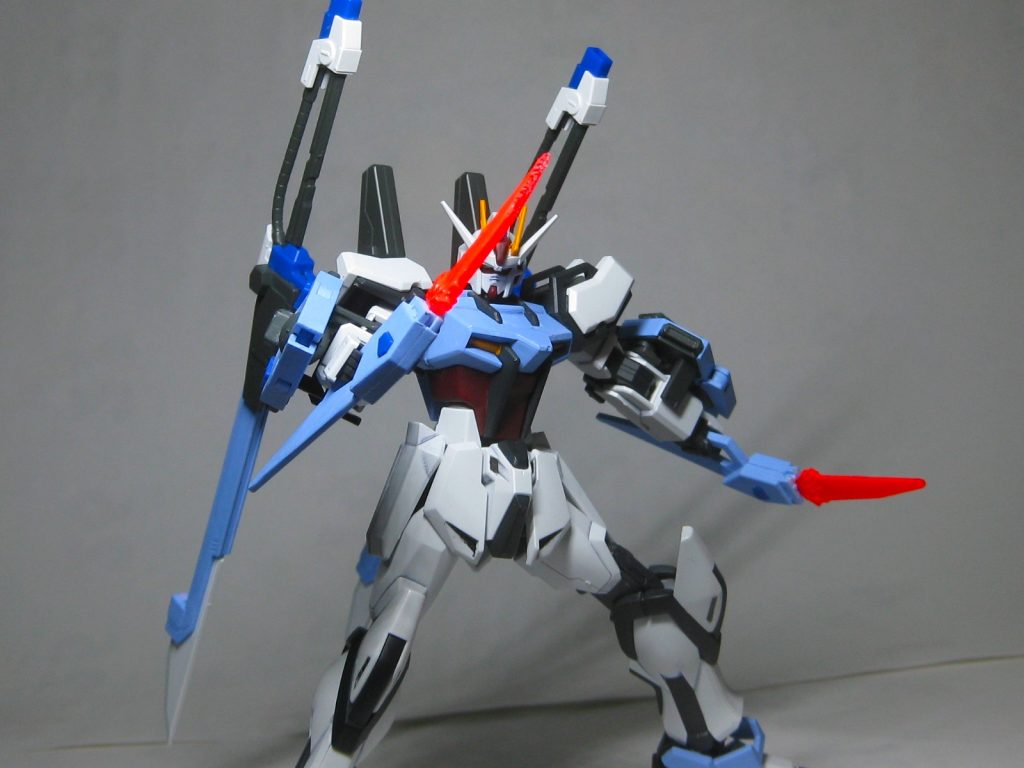 この様な装備状態にするには時間が掛かるので実戦では、あまりしない装備状態かもしれません。これを投げるにしてもです。