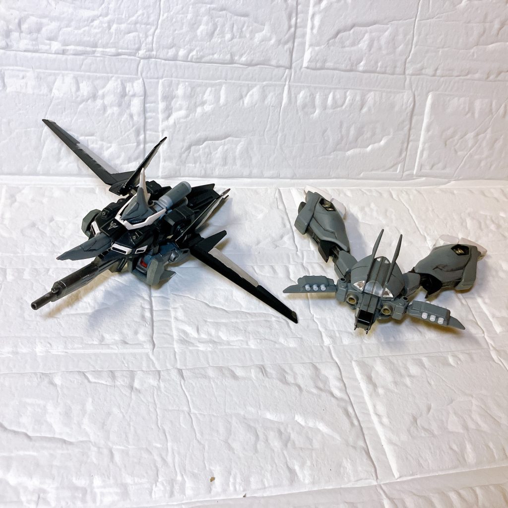 分離変形少し短く感じたので背中のバインダーにはエールストライカーのものを使用