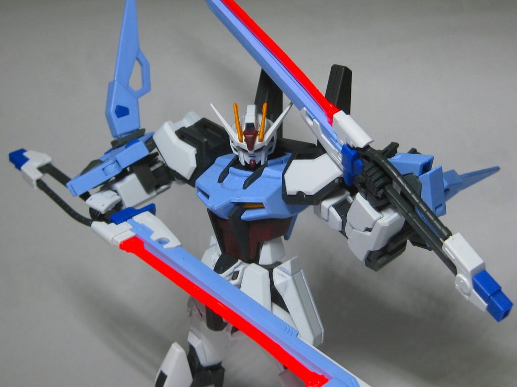 パンッツアーアイゼンとマイダスメッサーを合体させて複合体にしました。まあ、これはストライクノワールガンダムのソードストライカー装備の物ですが、それを再現してみました。